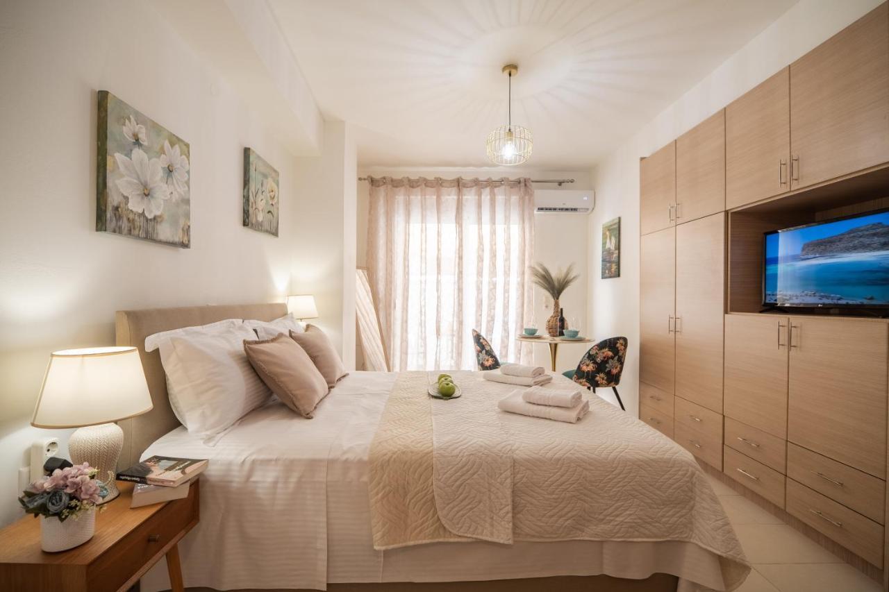 Myrtia Apartment Few Steps From The Sea Chania  Exteriör bild